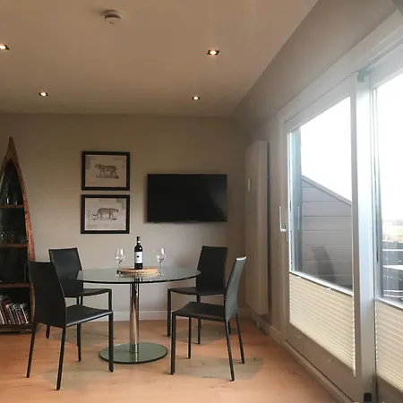 Apartment Wattsein *